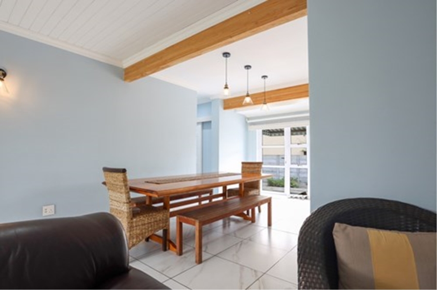 To Let 4 Bedroom Property for Rent in Monte Vista Western Cape